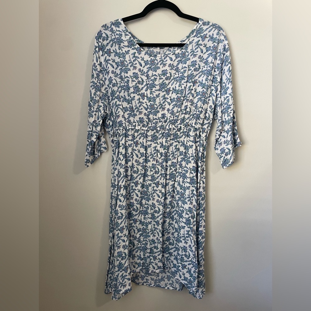 Measeor Blue and White Floral Dress Size XXL